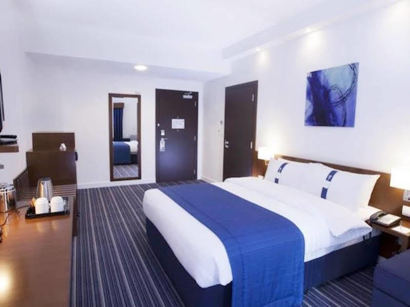 Holiday Bahrain Hotel Al Manamah Esterno foto